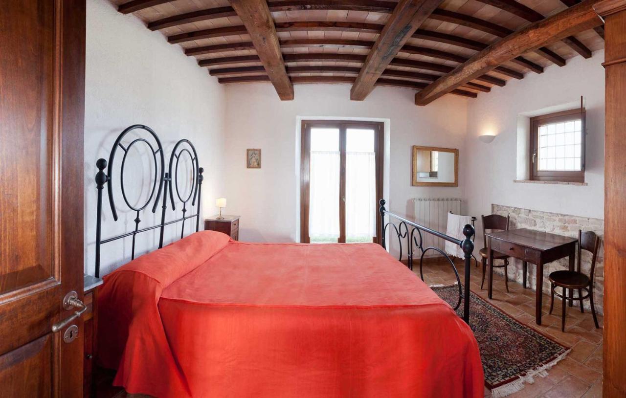 Agriturismo Il Barco Спелло Номер фото